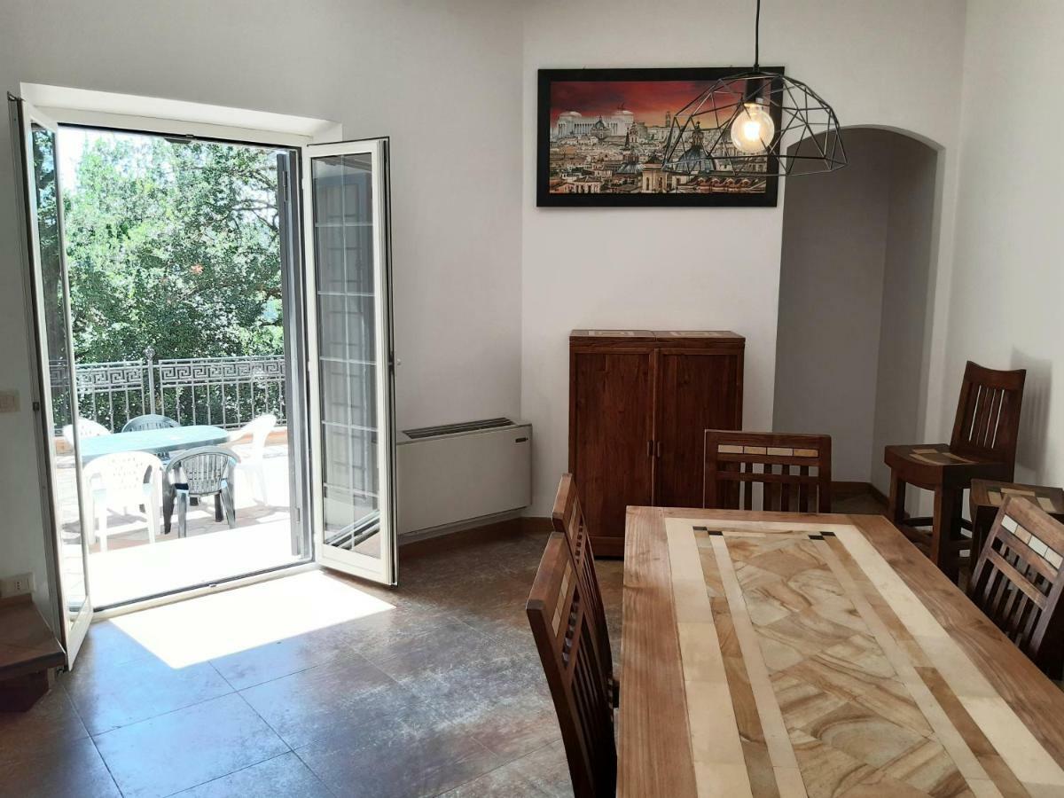Appartement Dal Centurione à Rome Extérieur photo